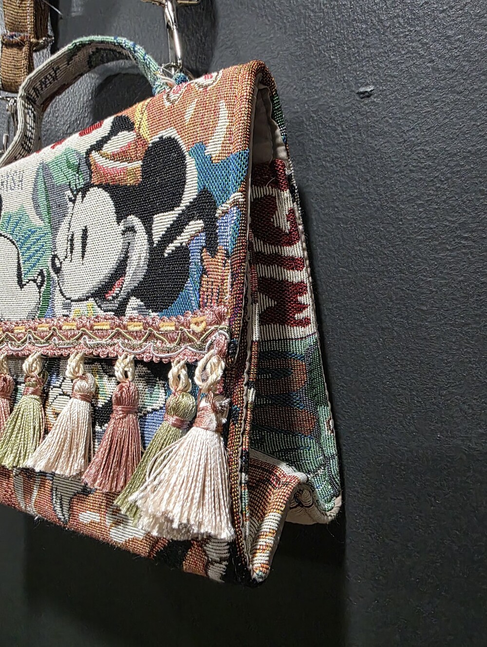 Disney Tapestry Crossbody Shoulder Bag Tapestry Woven Mickey Minnie Mouse 7x8 - Picture 7 of 16